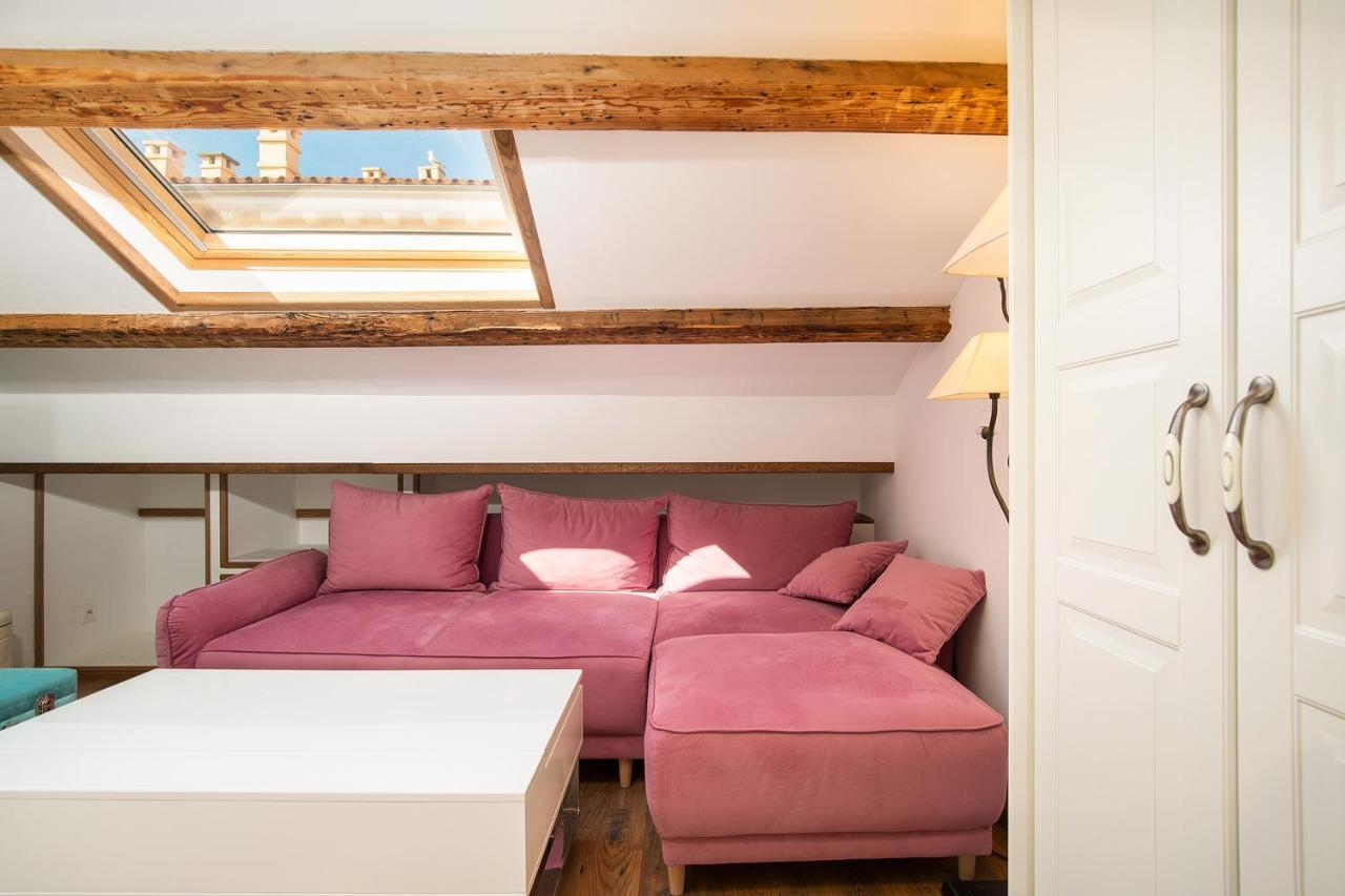 Domus Maximus Apartment Pula Exterior photo